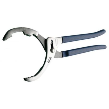 KEYS TO THE OIL PLUGS