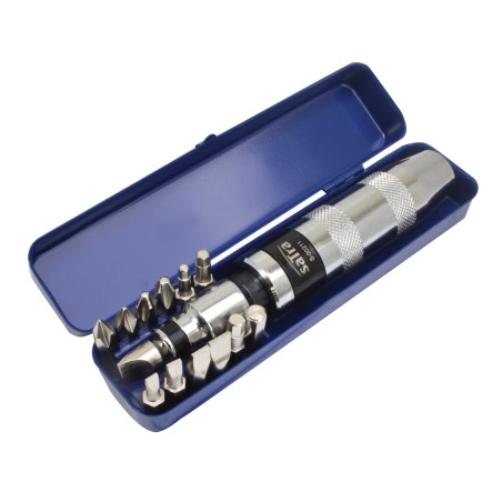 ISKEVÄ RUUVINVÄÄNNIN, JOSSA ON 13 PISTOKEPIIKKIÄ